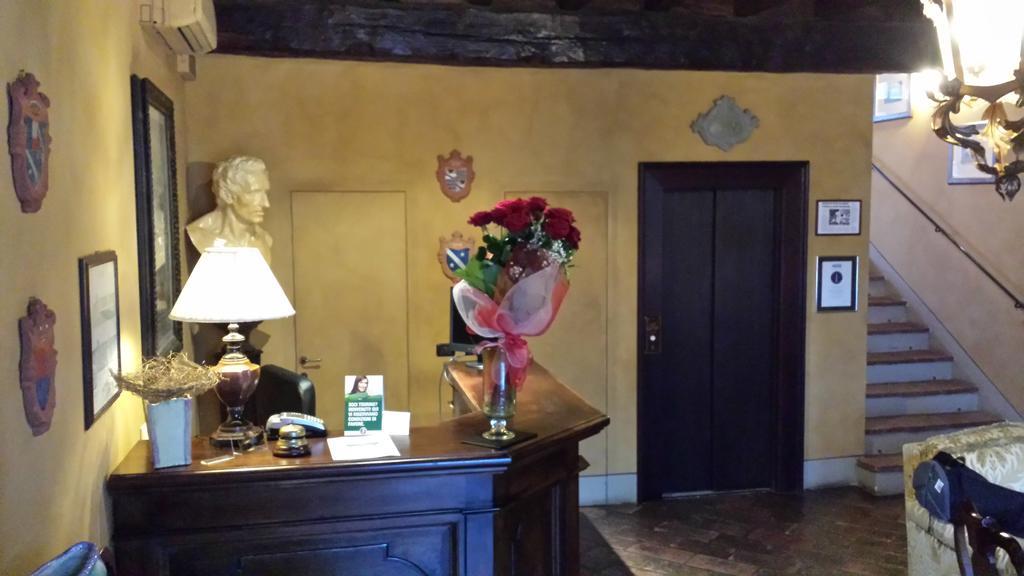 Hotel Torre Di San Martino Gazzola Di Rivalta Kültér fotó