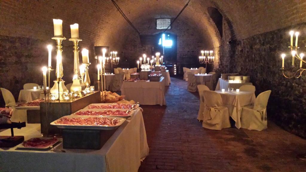 Hotel Torre Di San Martino Gazzola Di Rivalta Kültér fotó