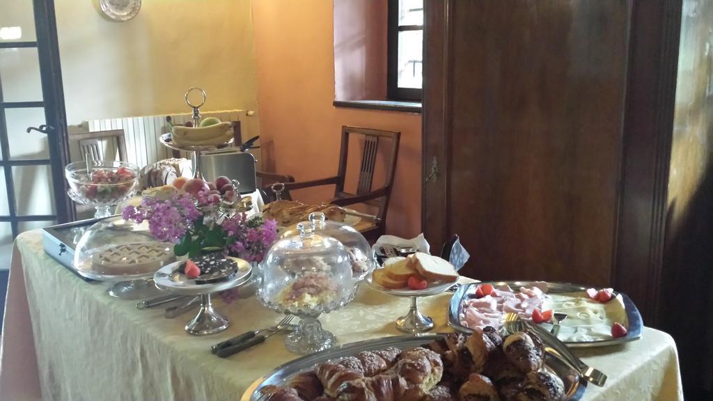 Hotel Torre Di San Martino Gazzola Di Rivalta Kültér fotó